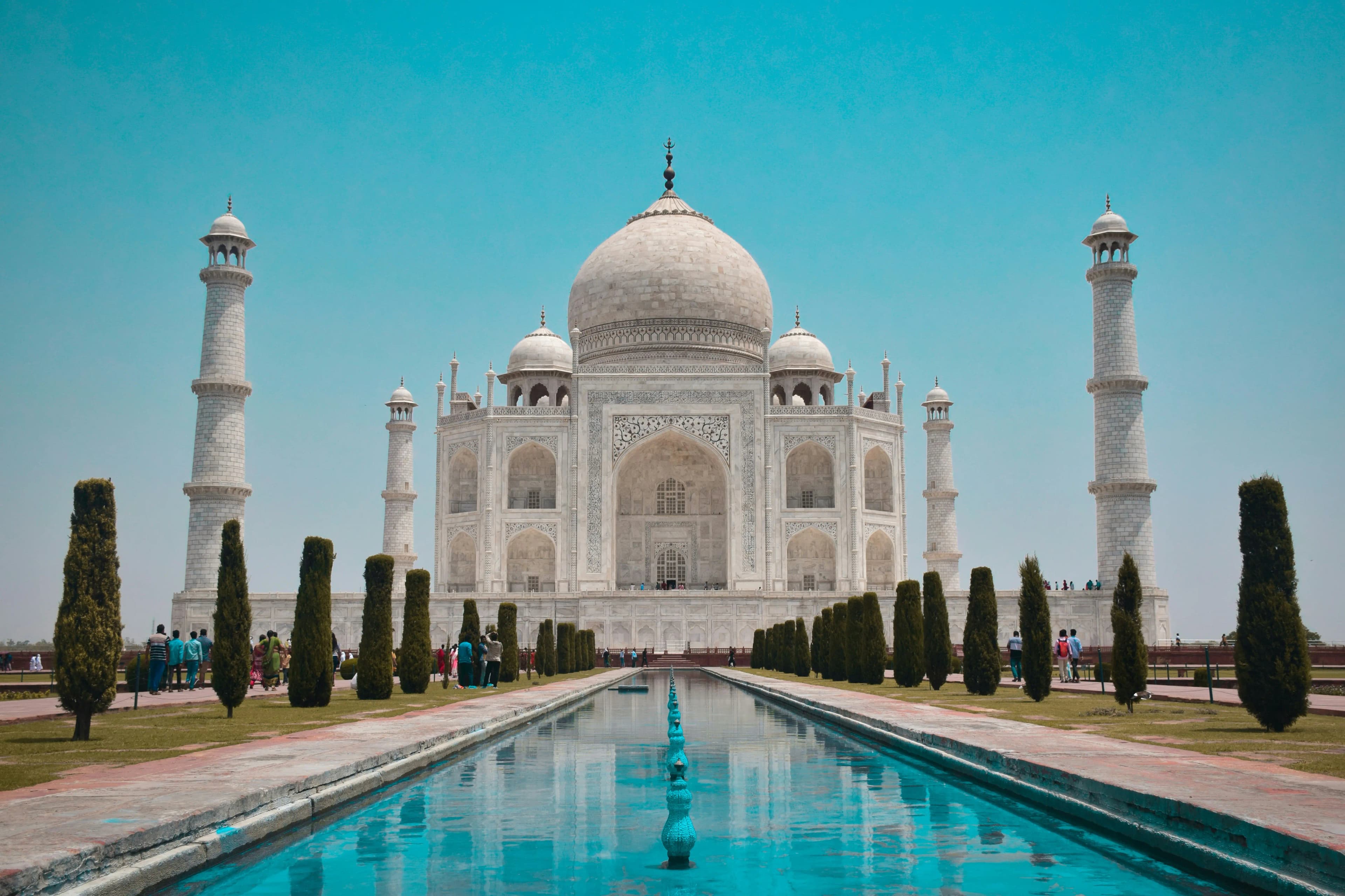 Agra commercial real estate market asset overview